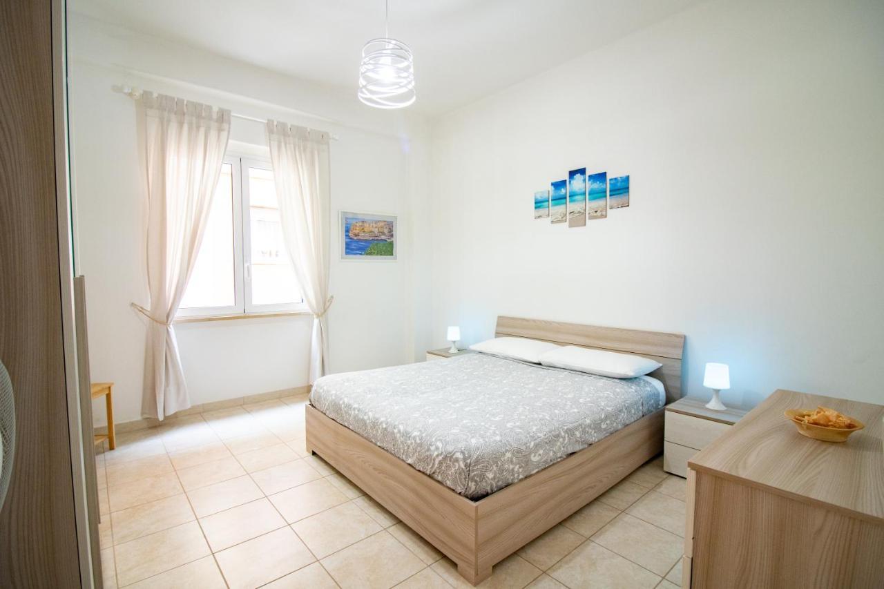 La Casa Di Polignano- Locazione Turistica Apartment Polignano a Mare Luaran gambar